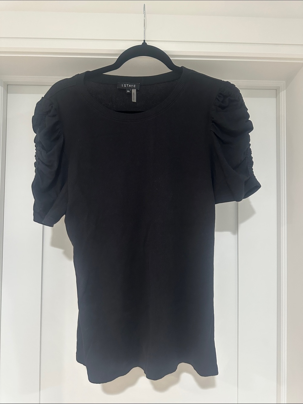 1. State Black Ribbed Puff Sleeve Short Sleeve Tee